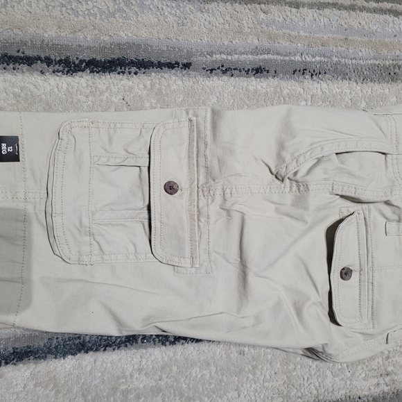 Boys Urban Pipeline Cargo SuperFlex shorts size 12 - Picture 2 of 4
